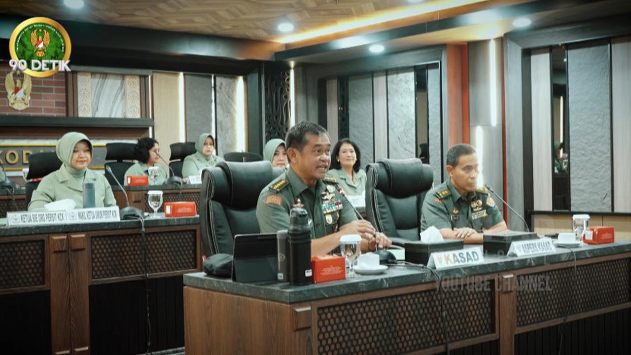 Maruli mempersilahkan para istri prajurit yang mendaftar sebagai caleg untuk berkampanye.
