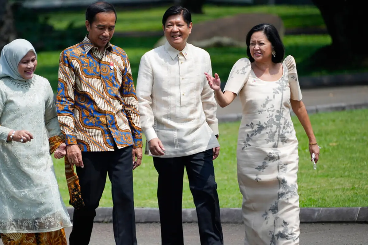 Jokowi Sambut Hangat Presiden Filipina Ferdinand Marcos Jr di Istana Bogor