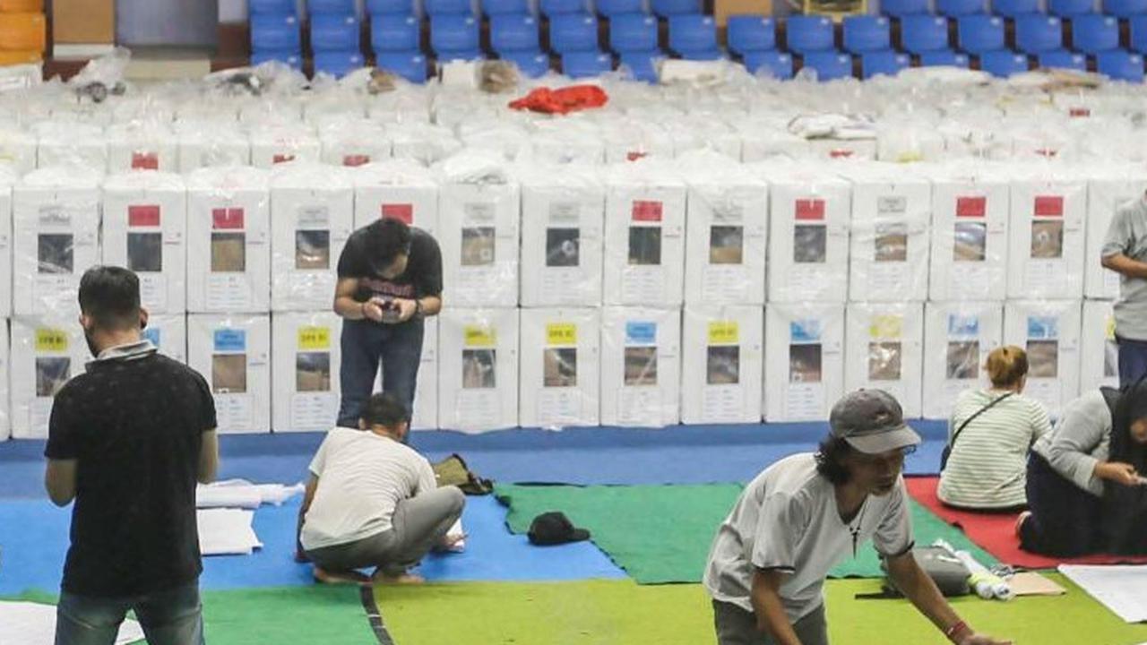 Sempat Disetop, KPU Lanjutkan Rekapitulasi di 57 Kecamatan di Bali