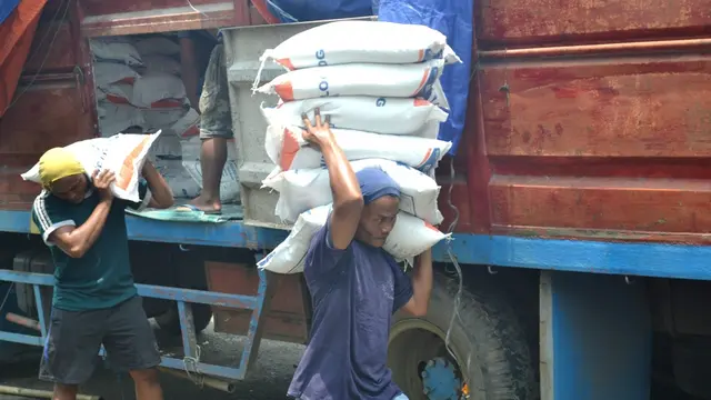 Beras. (Foto: Liputan6.com/Muhamad Ridlo)