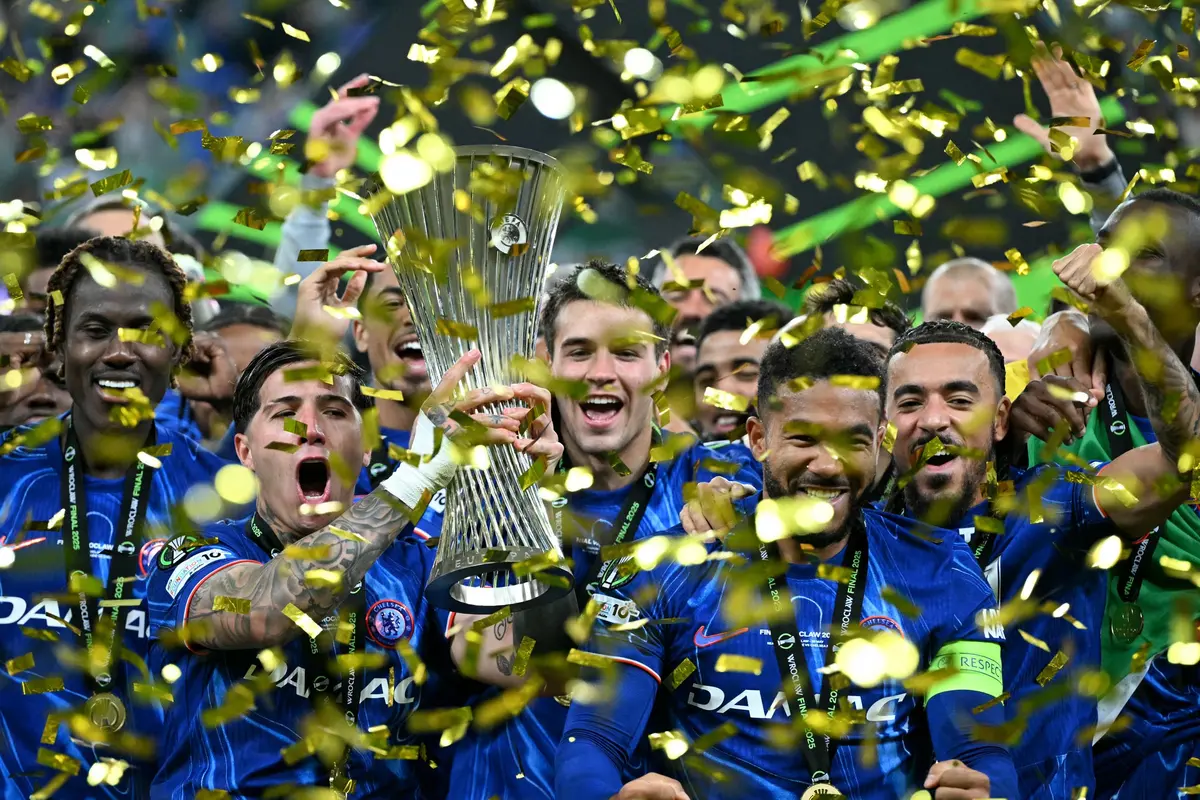 uara UEFA Conference League 2024/2025, Chelsea Lengkapi Koleksi Trofi Antarklub Eropa
