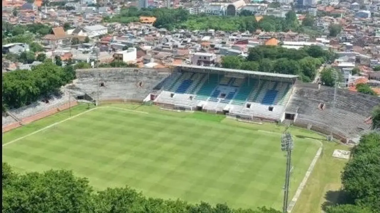 Stadion Gelora 10 November atau Tambaksari Surabaya. (Istimewa)