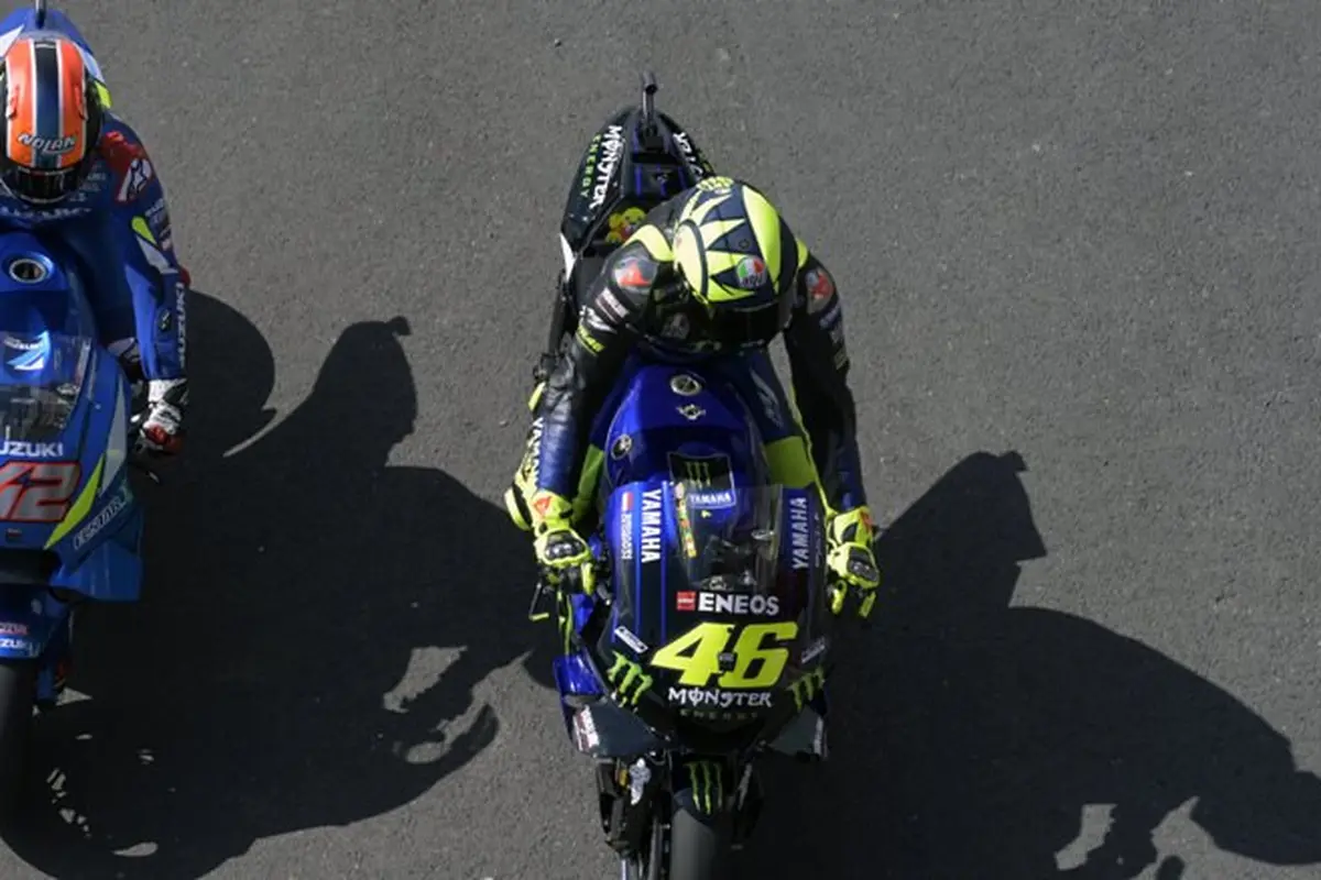 Alex Rins dan Valentino Rossi