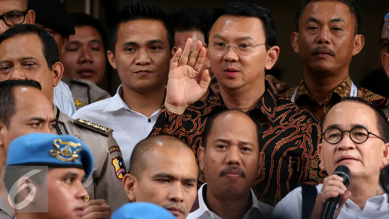 20161107- Ekspresi Ahok Usai Diperiksa Bareskrim-Jakarta- Johan Tallo