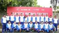 Sebanyak 20 orang penggemar Honda CBR pada Sabtu (8/12) mengikuti kompetisi safety riding dan slalom di Training & Kompetisi Safety Riding Center Wahana Jatake, Tangerang, Sabtu (8/12).