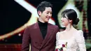 Mendekati hari bahagianya, pasangan Song Joong Ki  dan Song Hye Kyo kerap menjadi perhatian publik.  Apapun yang dilakukan keduanya tidak lepas dari sorotan para penggemar yang juga ingin berbahagia.  (Instagram/madamsong17)