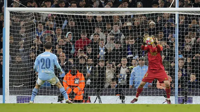 Andriy Lunin - Bernardo Silva - Manchester City vs Real Madrid: Leg Kedua Perempatfinal Liga Champions 2023/2024