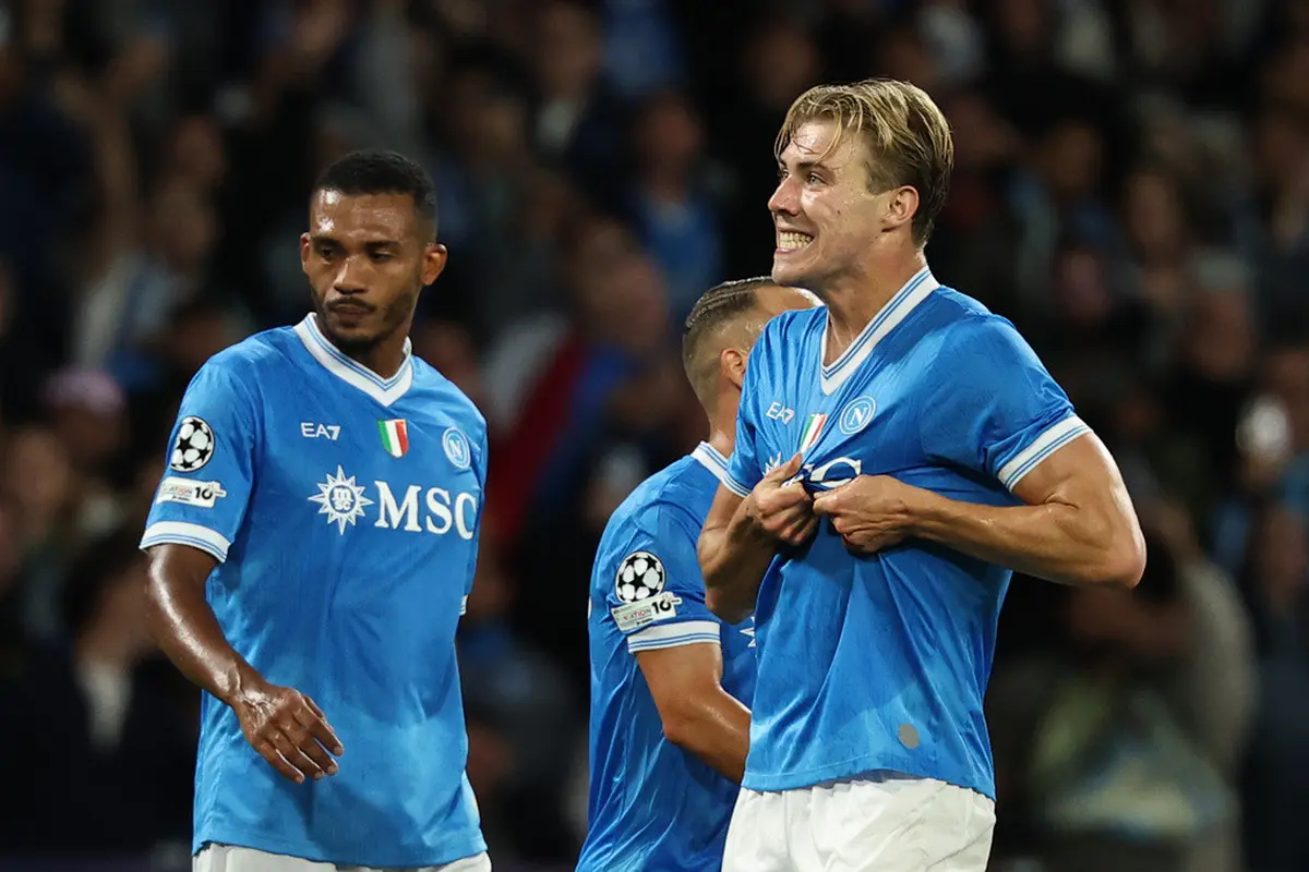 napoli rasmus hojlund liga champions