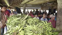 Komisi IV DPR RI mengapresiasi kinerja Menteri Pertanian yang telah berhasil ekspor pisang mencapai 18 ribu ton dan tidak ada impor