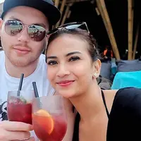 Sekitar empat tahun hubungan Didi Mahardika dengan Vanessa Angel. Meski keduanya telah bertunangan, hubungan keduanya kandas di tengah jalan. Kini, Vanessa menjalin hubungan dengan Marcelo Ivano Sutoyo. (Instagram/marceloivano)