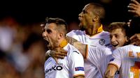 Striker Valencia Paco Alcacer (JOSE JORDAN / AFP)