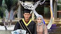 Chand Kelvin rayakan wisuda S2 di Malaysia. (Dok. Instagram @chand_kelvin).