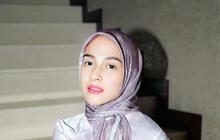 Sudah Lama Tak Muncul di TV, Berikut Potret Nina Zatulini yang Cantik Berhijab