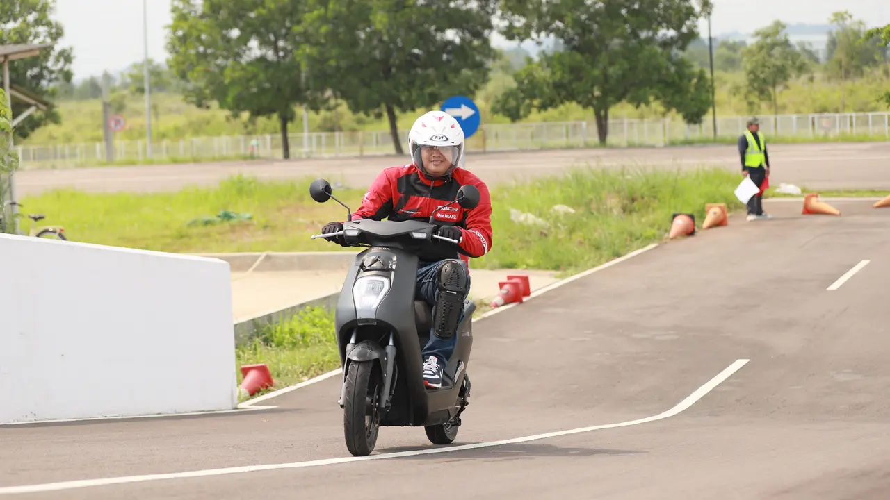 Honda EM1 e: