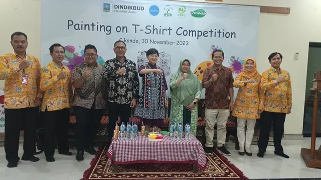 34 SD se-Kecamatan Cikande Ikuti Lomba Melukis Kaos Bersama LamiPak Indonesia