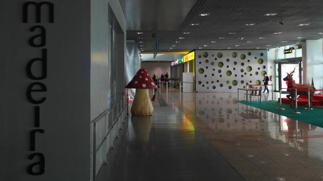 FOTO: Bandara Madeira, Pintu Gerbang Kampung Cristiano Ronaldo