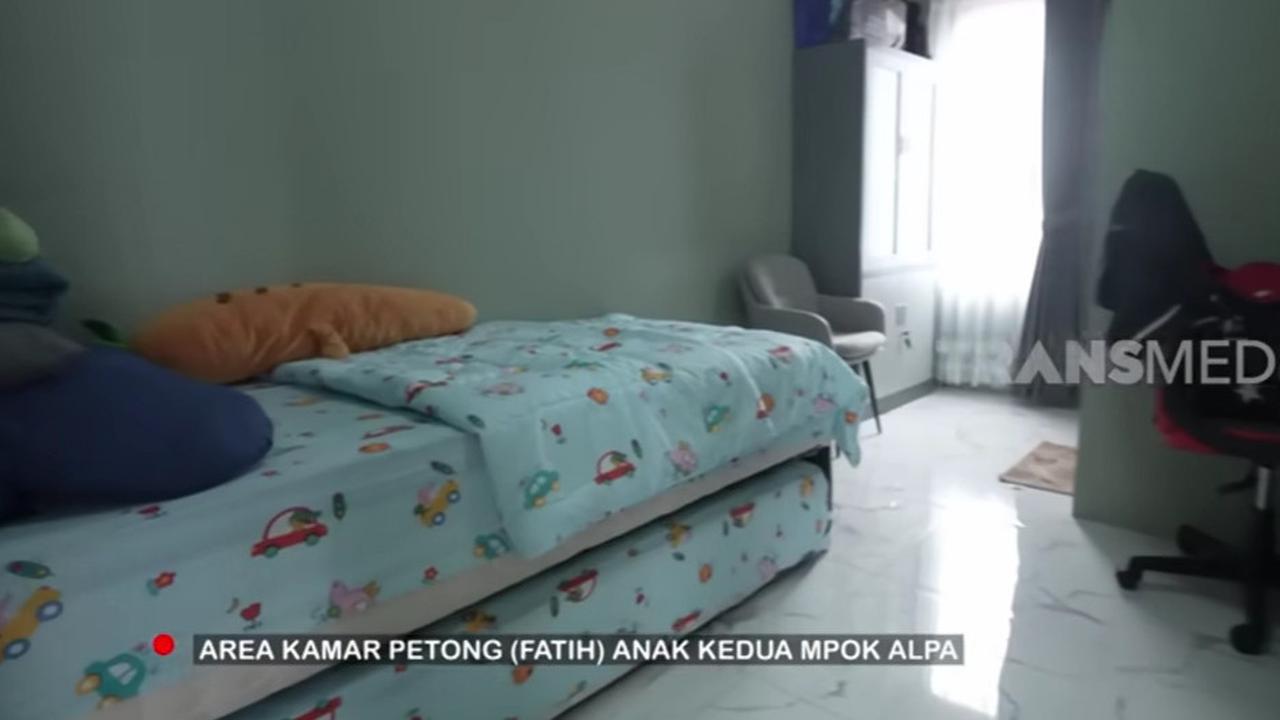 Mewah, Ini Potret Kamar Tidur Anak-anak Mpok Alpa Bikin Nyaman