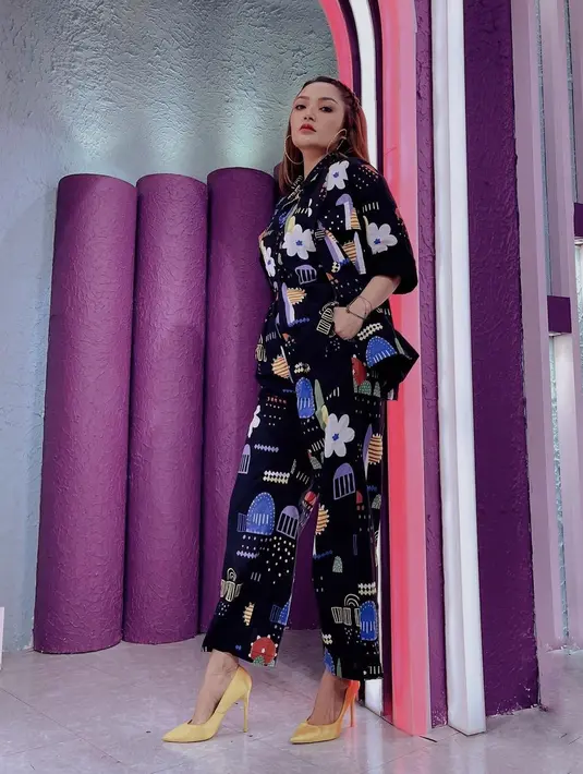 (Instagram/sitibadriahh)