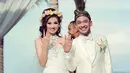 Empat tahun sudah pernikahan Ruben Onsu dan Sarwendah pada Oktober mendatang. Suka duka dilalui bersama oleh pasangan yang telah dikaruniai seorang putrid bernama, Thalia Putri Onsu. (Instagram)