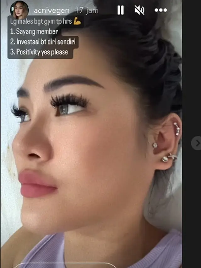 Vegen Acni mantan istri Vincent Raditya yang pertama (Foto Instagram @acnivegen)