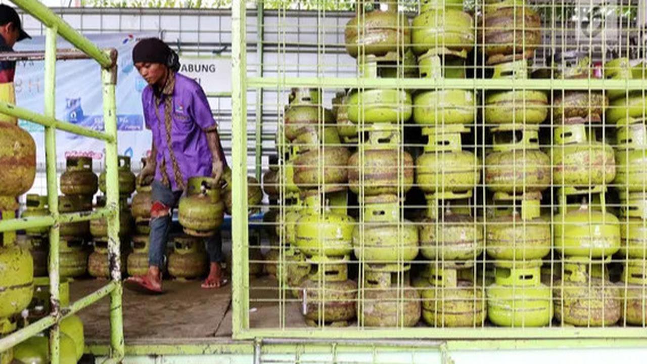 Pertamina Sebut Stok Gas LPG 3 Kg Aman dan Tak Dikurangi, tapi Kok Masyarakat Harus Antre untuk Beli?