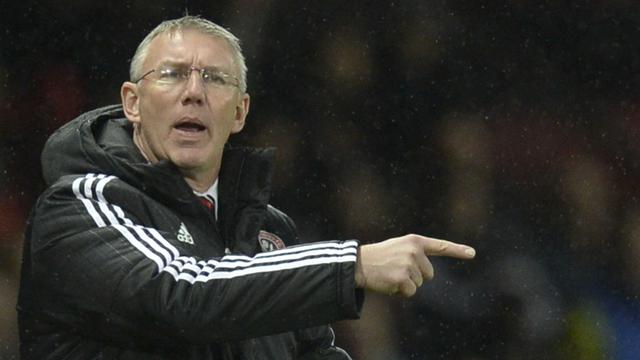 Penalty Wayne Rooney Selamatkan Manchester United