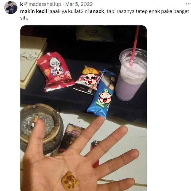 6 Cuitan Netizen Snack Jadul Ukurannya Makin Kecil Ini Bikin Ngakak