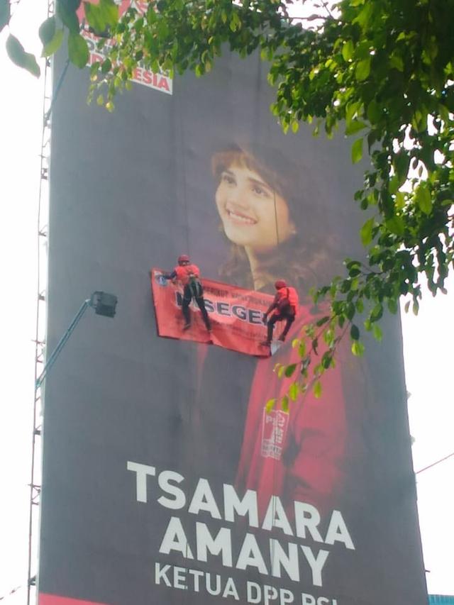 Poster Baliho Semua Tentang Informasi Poster