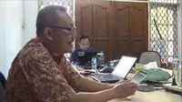 Dengan bantuan program aplikasi ciptaannya, para penyandang tuna daksa bisa memberi perintah lisan pada komputer dan mesin.