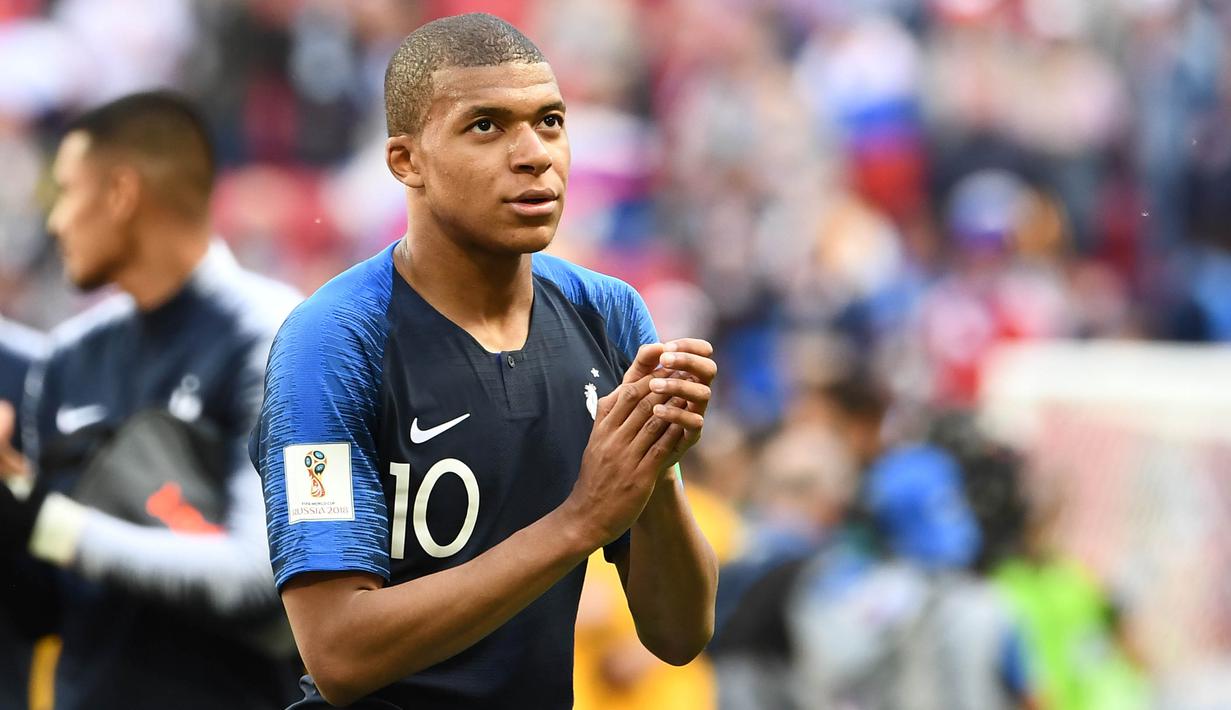 1. Kylian Mbappe (Prancis) - Pesepak bola muda termahal di dunia ini sukses menjuarai Liga 1 Prancis bersama PSG. Penampilan apik pemain berusia 19 tahun itu diharapkan mampu membawa Timnas Prancis menjuarai Piala Dunia 2018. (AFP/Franck Fife)