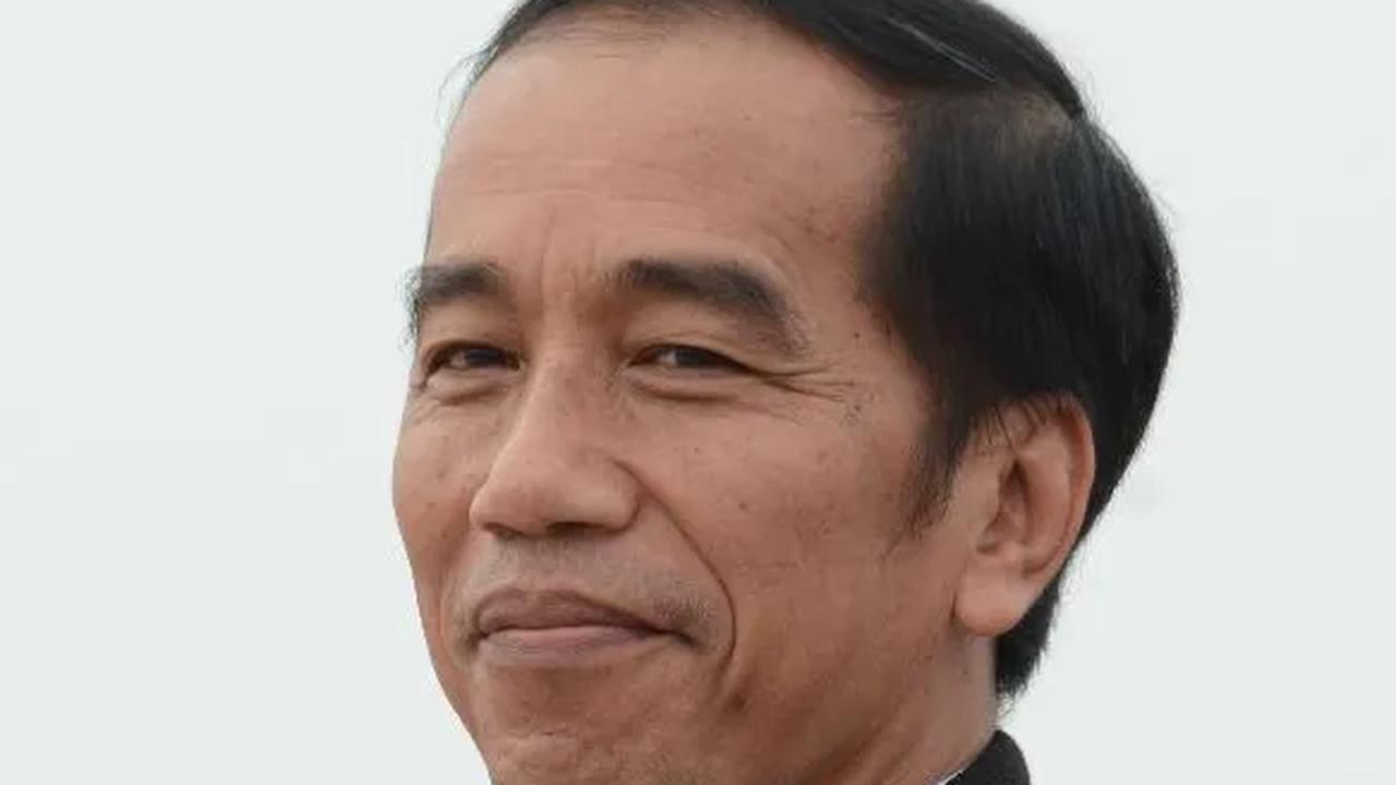 Daya Saing RI Masih Kalah dengan China, Jokowi: Tol di Sana Sudah 280.000 Km, Kita Baru 2.800 Km