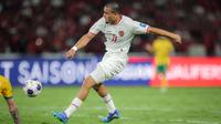 Pemain Timnas Indonesia, Ragnar Oratmangoen, saat melawan Australia pada laga kedua Grup C Kualifikasi Piala Dunia 2026 Zona Asia di Stadion Utama Gelora Bung Karno (SUGBK), Jakarta Pusat, pada Selasa (10/9/2024). (Bola.com/Bagaskara Lazuardi)