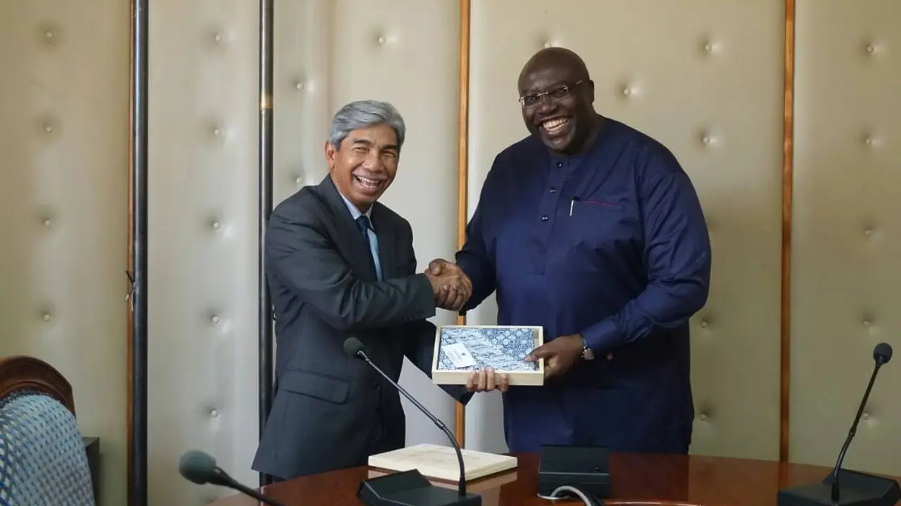 Wamenlu RI dan Wamenlu Kenya