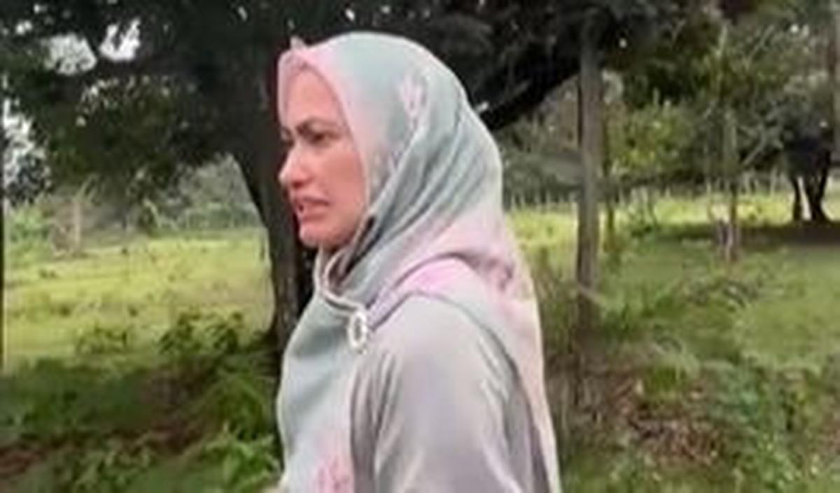 Dalam keterangan unggahan, disebutkan jika kegiatan tersebut dilakukan di saat hari liburnya.
