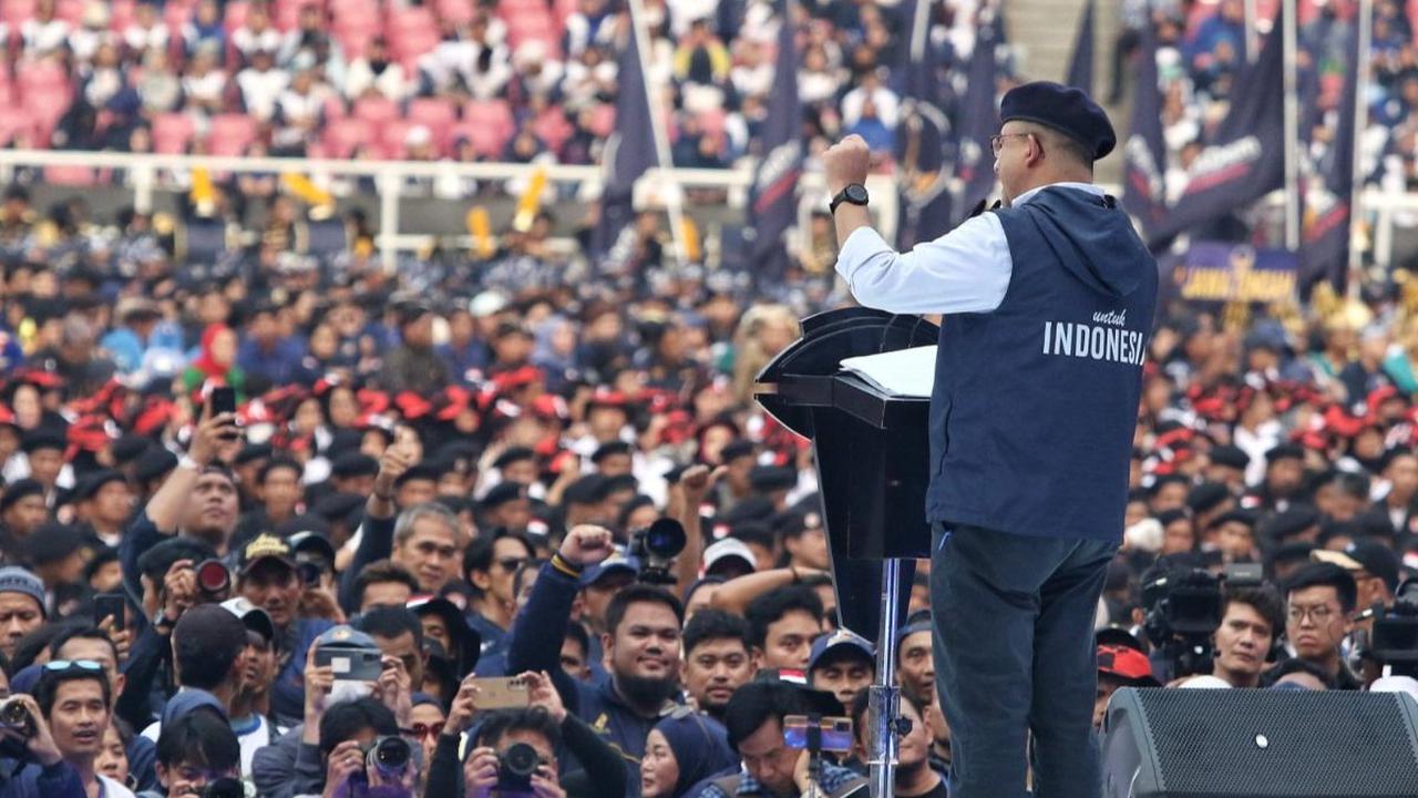 "Ini merayakan ulang tahun seorang sahabat pak Surya Paloh," kata Rizal usai acara.