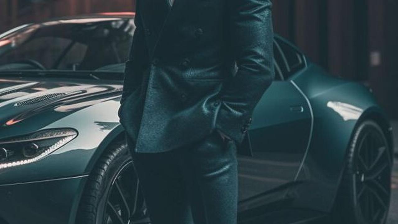 8. Regé-Jean Page termasuk nama baru di polling aktor kandidat James Bond.