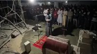 Umat Muslim Gaza Tarawih Dikelilingi Reruntuhan Masjid (Sumber: Anadolu Anjasi via Bernama)