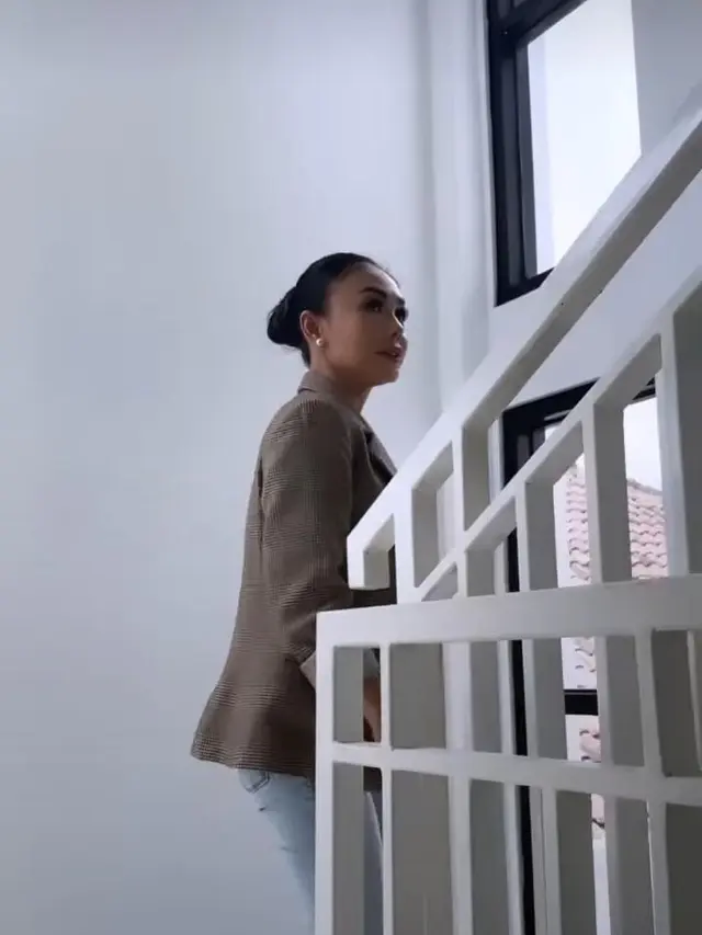 Yuni Shara akhirnya dapat mewujudukan mimpinya membuat gedung PAUD