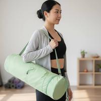 Nggak Cuma Fungsional, Ini Tas Yoga Mat Terbaik yang Bikin Gaya Olahraga Makin Kece