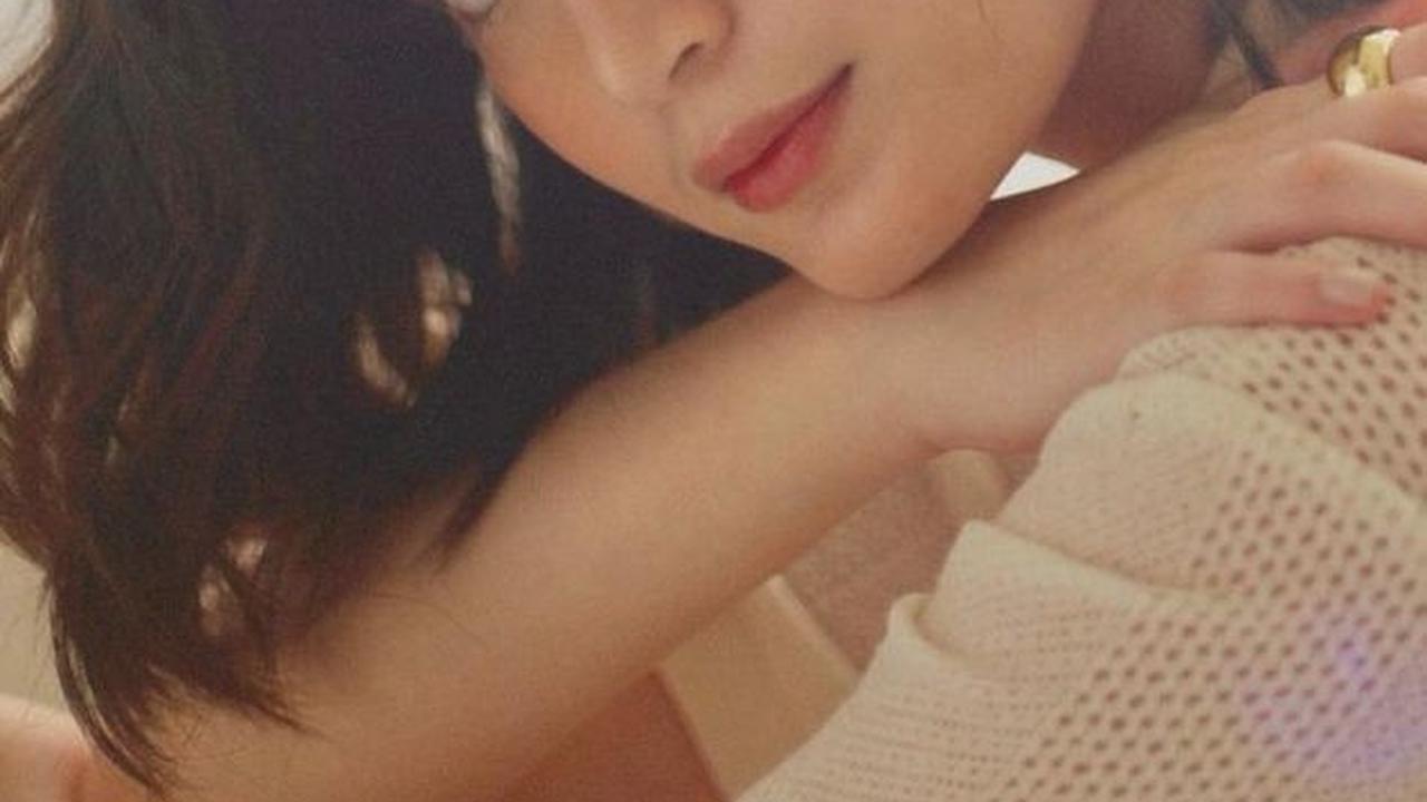 Diduga Pacar Baru Bio One, Berikut Ini 8 Potret Penyanyi Cantik Jubilee Marisa