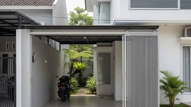 Ide Garasi Motor Sederhana di Samping Rumah