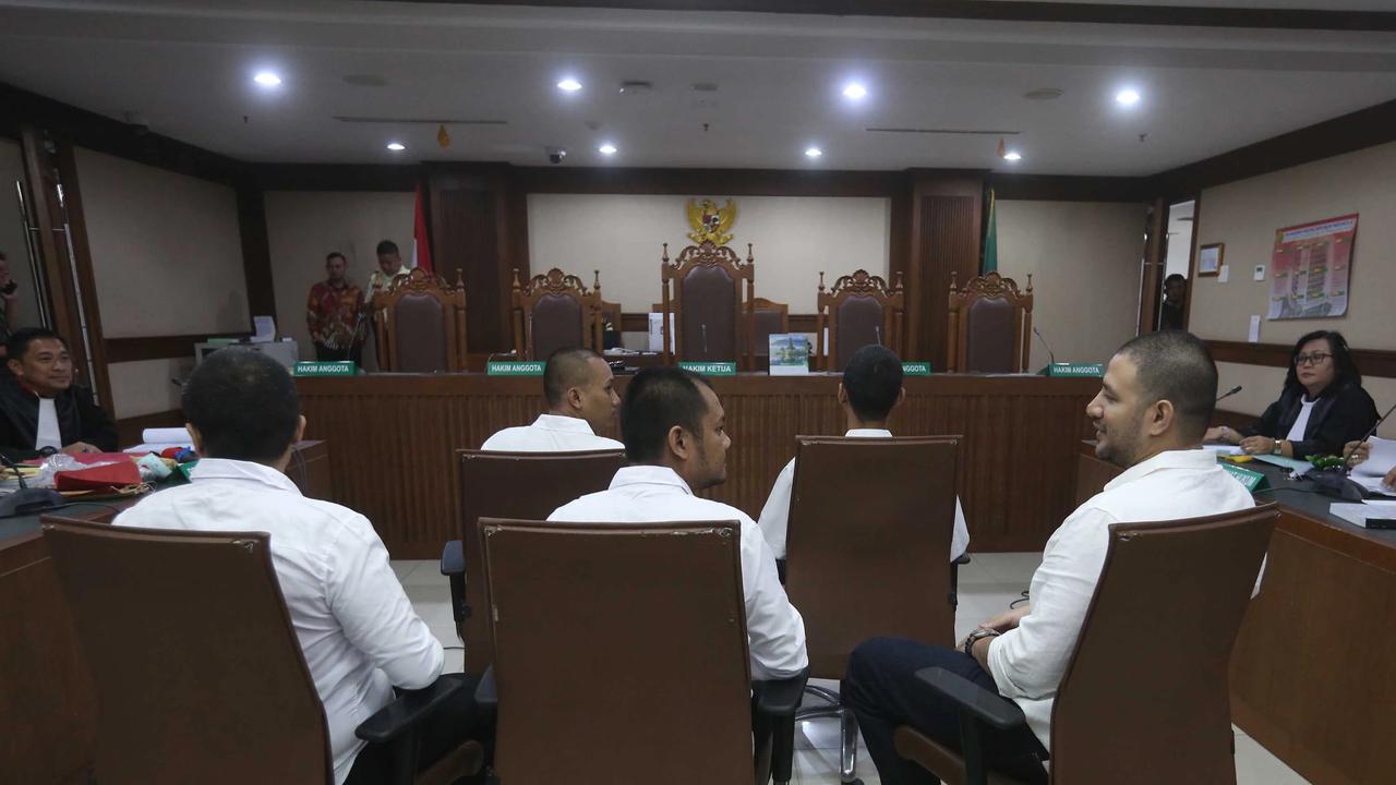 FOTO: Ammar Zoni Jalani Sidang Perdana Dugaan Peredaran Narkotika di Lapas