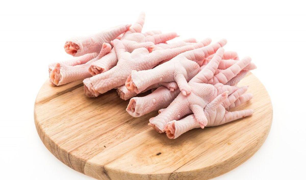 5. Menggunakan Presto untuk Mengolah Ceker Ayam