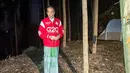 Presiden Joko Widodo (Jokowi) berada di depan tenda saat bermalam di titik nol Ibu Kota Negara (IKN) Nusantara, Kecamatan Sepaku, Penajam Paser Utara, Kalimantan Timur, Senin (14/3/2022). (FOTO: Setpres/Agus Suparto)