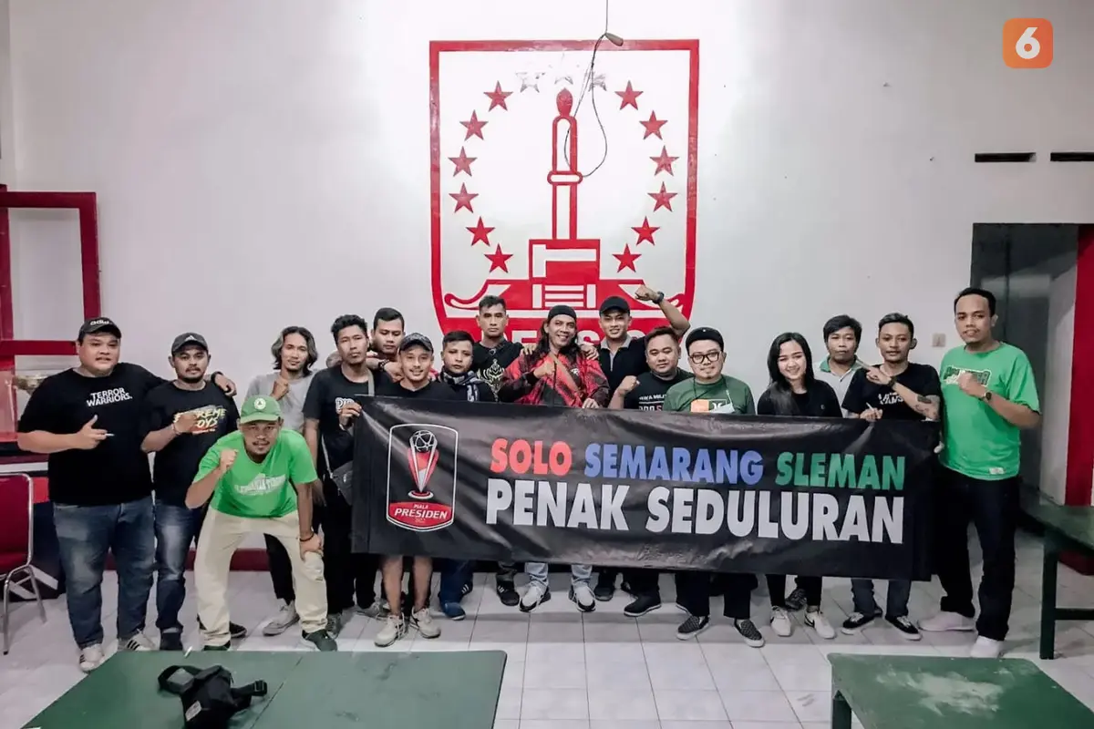 Euforia Tiga Suporter dari Tiga Klub Grup A di Piala Presiden