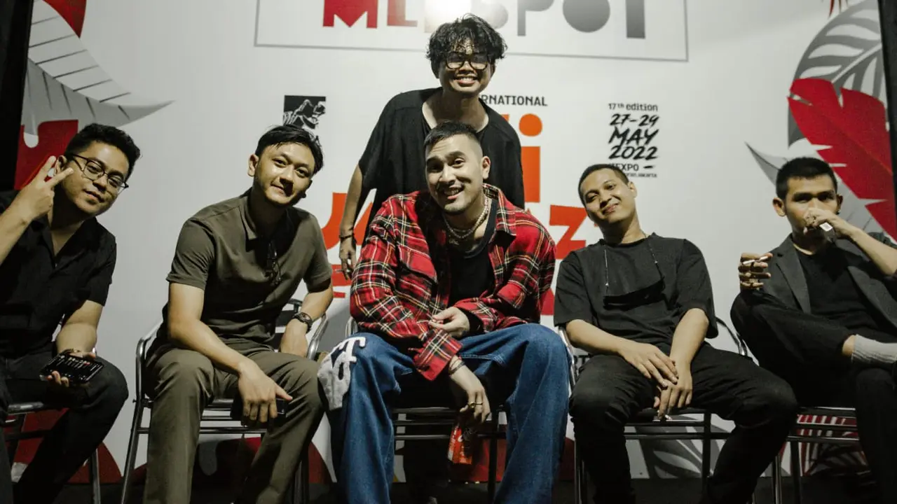 Juicy Luicy Bareng Adrian Khalif