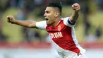Dalam tiap bursa pemain di liga-liga top Eropa, sering kali terjadi perpindahan pemain tanpa harus mengeluarkan biaya alias gratis. Biasanya hal ini disebabkan karena sang pemain telah habis masa kontraknya dan sepakat tak memperpanjangnya dengan pihak klub pemilik meskipun berstatus pemain top dan bahkan ada beberapa yang sebelumnya didatangkan dengan harga mahal. Seperti yang terjadi pada 5 pemain top AS Monaco berikut ini. (AFP/Valery Hache)