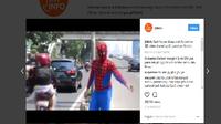 Aksi heroik Spiderman di JLNT Casablanca (Istimewa)