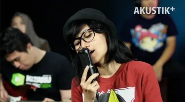 Baru-baru ini, AKUSTIK PLUS Liputan6.com kedatangan HONEYBEAT. Mereka punya formula lagu yang seru lho. Yuk, ikuti perbincangan dengan HONEYBEAT di https://goo.gl/4e2BDA