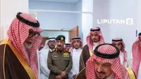 Momen Pangeran Beri  Bunga pada Korban  Ledakan Bandara Riyadh